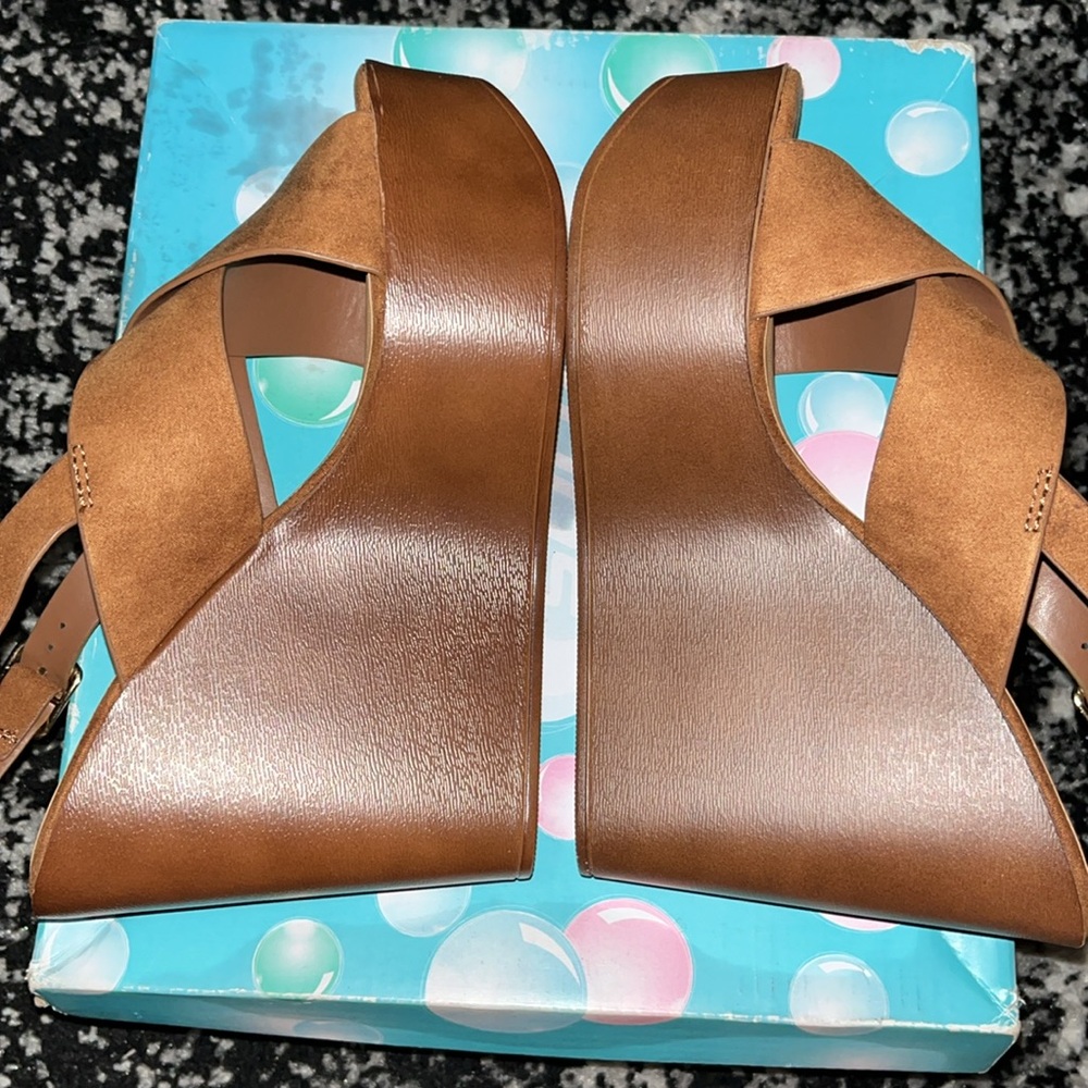 wedges - Picture 3 of 4